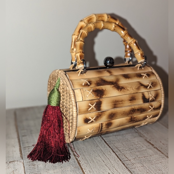 WaiWai Bamboo Tassel Handbag - Picture 6 of 10